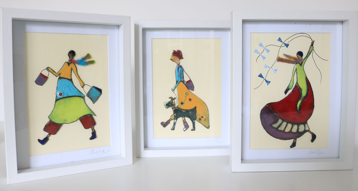 BLACKBERRYLANEDESIGNSTHREEGIRLS FACES of Clevedon